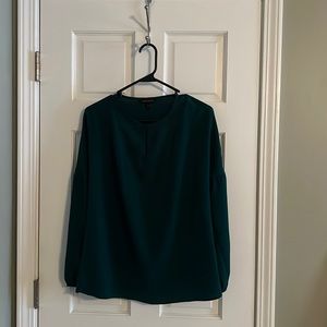Hunter green banana republic long sleeve blouse